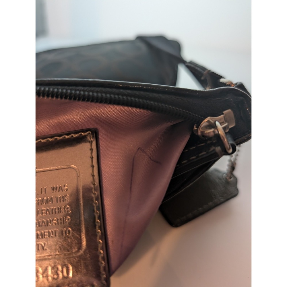Coach Madison Op Art Black Horse And Carriage Logo Crossbody Bag Tag - Picture 11 of 11